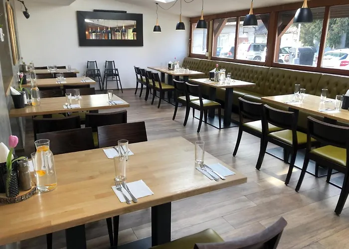 Gasthof Na Hradbách 3*